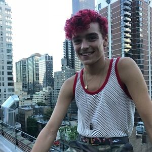 Meet your Posher, Nick